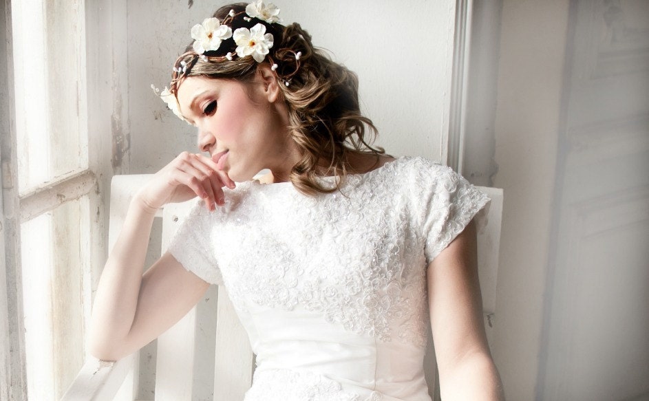 Side Cascade Flower Crown Vintage Weddig bridal accessory wedding tiara 
