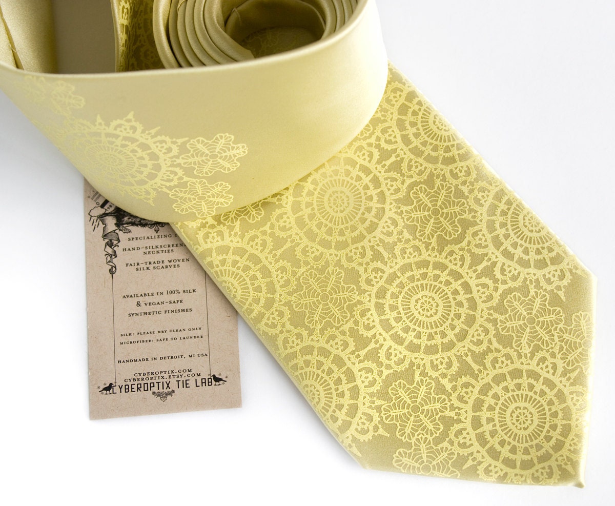 Spring Wedding Colors - Lilac Purple & Yellow Spring Wedding Colors - Lilac Purple & Yellow
