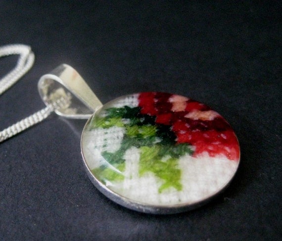 Cross stitch Silver and Resin Kitano Necklaces Free shipping worldwide