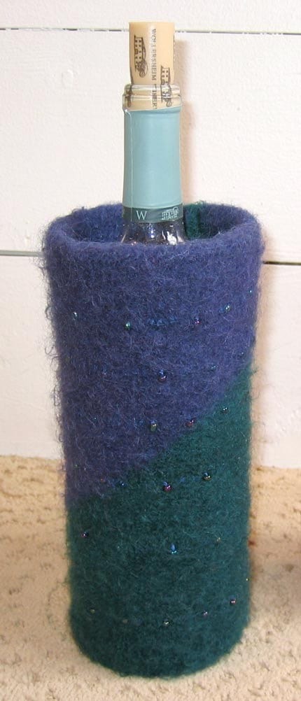 Water Bottle Cozy - Free Knitting Pattern for a Lacy Water Bottle Cozy