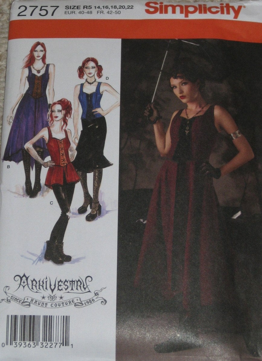 McCall&apos;s Pattern 4089 Gothic or Wiccan Dress Pa
ttern sizes 10 to 16