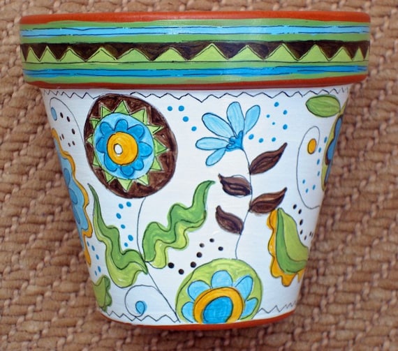 Lovely Reviews: Terracotta Painting (Pots and Fun Ideas)