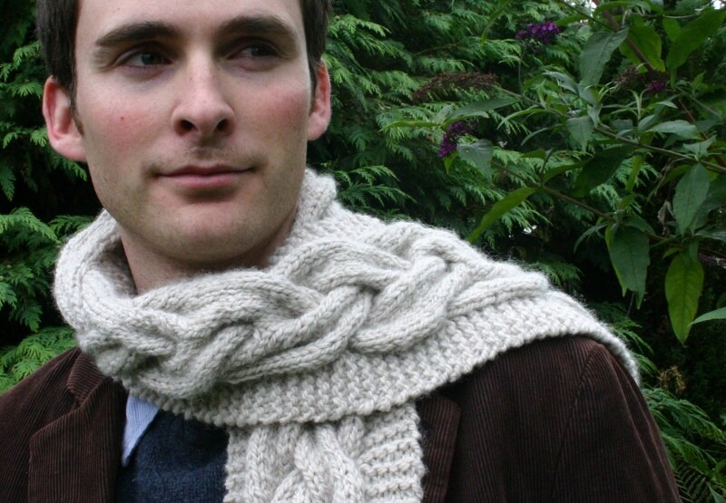 Free Knitting Pattern: Lion Cashmere Blend Reversible Cable Scarf