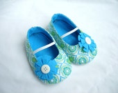 Fabric Baby Shoes, Blue Baby girl Shoes, Felt Slippers, Blue Baby Booties, Soft Sole Shoes, Crib Shoes.