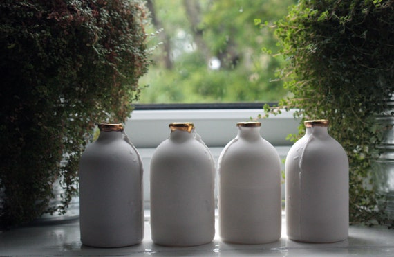 Fine bone china small bottle with 10 real gold by madebymanos