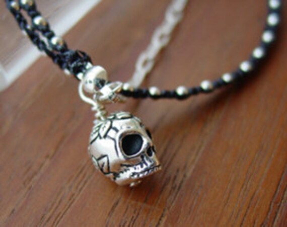 Black Macrame Skull Silver Bracelet | bracelet369