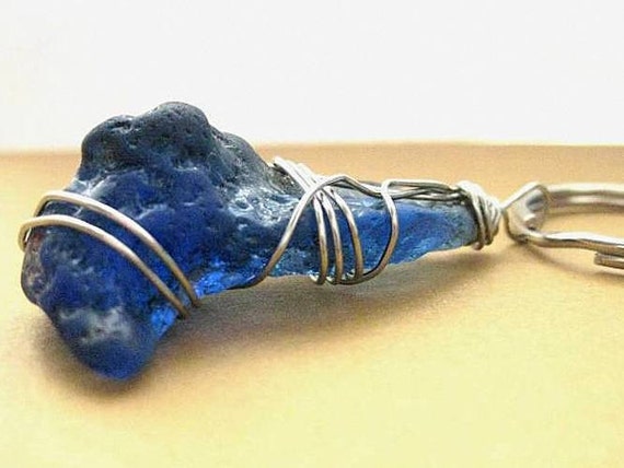 Irish Keychain. Seaglass from Ireland. Vintage Cobalt Beach Glass Keychain
