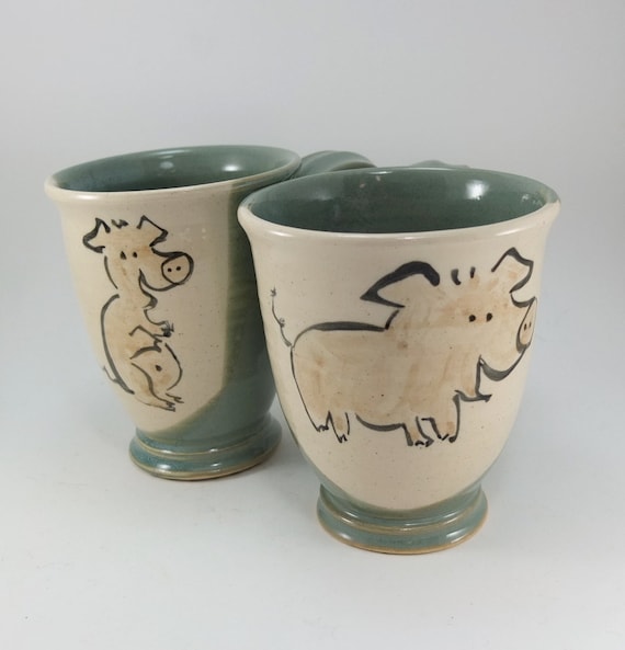 two pig mugs sold together in an awesome and cute deal