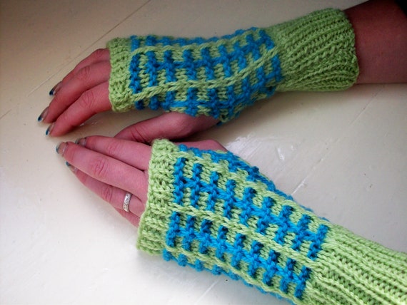 Hand warmers fingerless gloves wool warm blue by SpinningStreak
