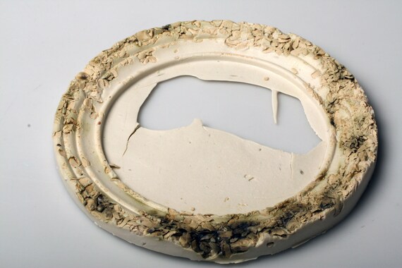 Round frame in stoneware limoges porcelain by madebymanos on Etsy