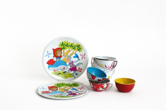 Tin Toy Plates Teacups Instant Collection