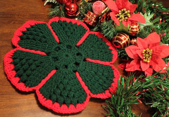 Holiday Green and Red  Flower Potholder by DoilyMania on Etsy