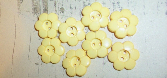 Sweet Vintage Style Buttercup Yellow Buttons