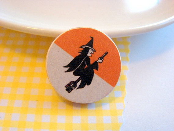 Witch Riding Her Broom Pin  Small Paper and Wood by mimiandlucy