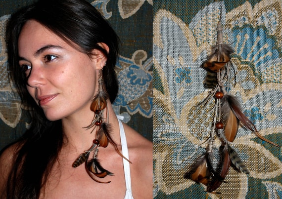 Dalea Earring - Hemp, wooden beads and natural feathers.  Boho, earthy, gypsy, psy, hippie