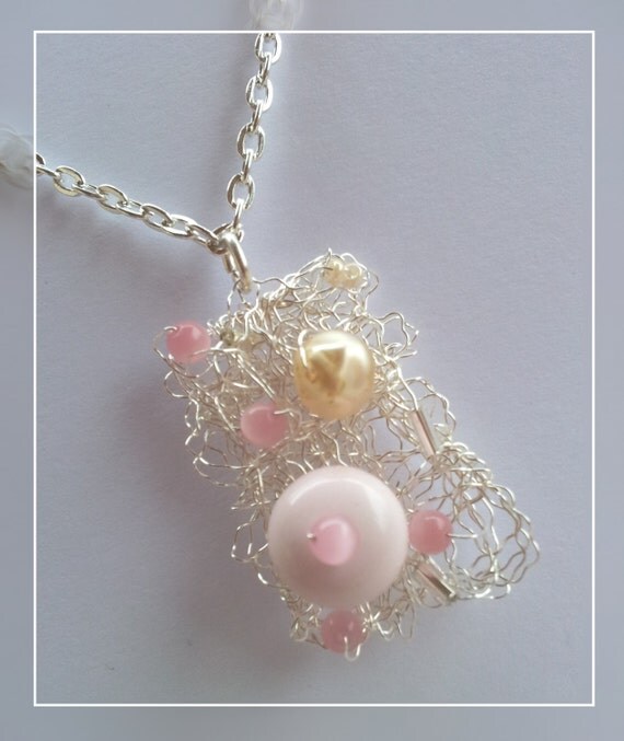 Wire Mesh Art Jewellery - Stunning Rectangular Beaded and Wire Necklace In Pink and Cream