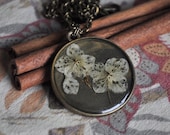Flower pendant