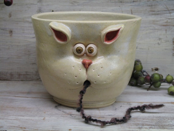 Yarn bowl - Knitting bowl - LARGE yarn Holder with Cute Cat Mouth - handmade ceramic pottery by Heidi