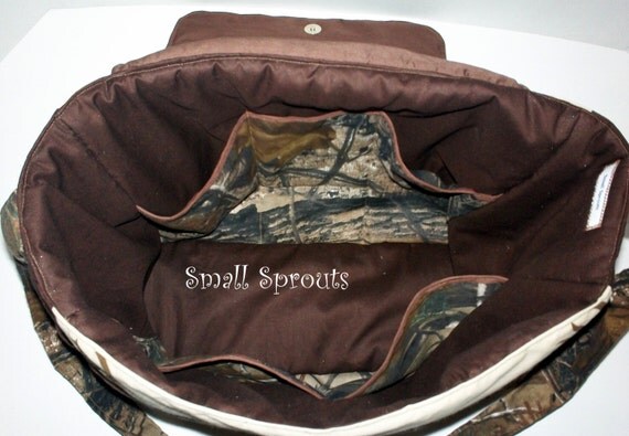 Browning Buckmark/ Real Tree AP Messenger Diaper Bag
