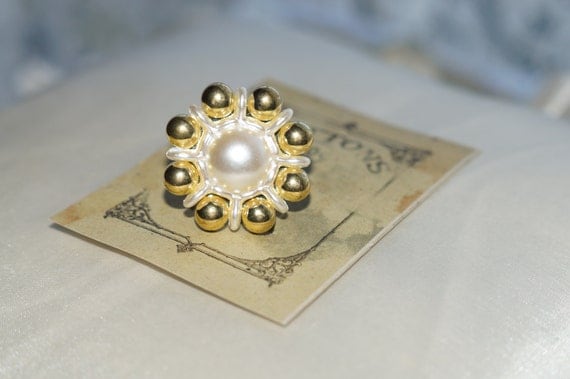 Vintage Button one of a kind Statement Ring - Statement Ring - OOAK - Unique Ring - cocktail ring