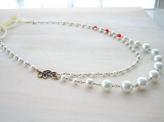 1920s inspired vintage pearl necklace