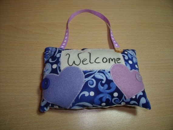 Decorative hanging Welcome pillow by Fabrilushus on Etsy