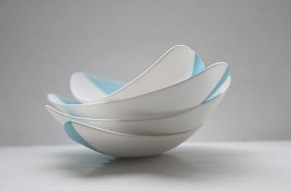 Stoneware fine bone china bowl with a touch of blue by madebymanos