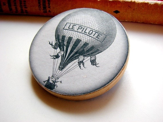 Big Wood Pin Brooch Le Pilote Hot Air Balloon  by mimiandlucy