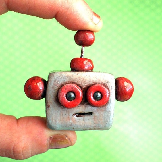 Robot Face Brooch  Rustic Red and Silver  Geek von RobotsAreAwesome
