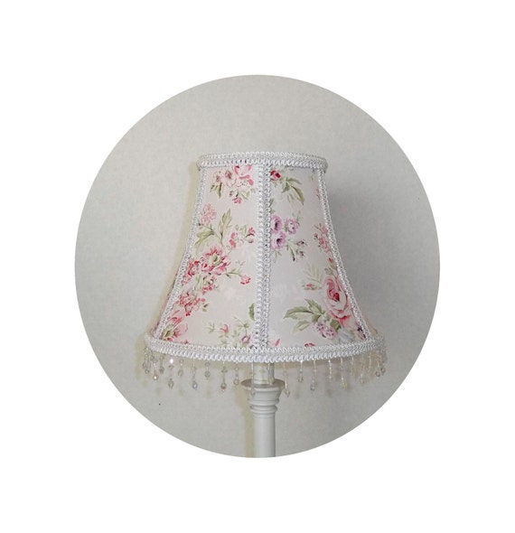 Shabby Chic Wildflowers fabric  Lamp Shade von ToileChicBoutique