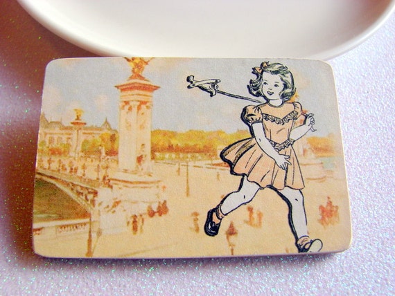 Large Wood Pin Brooch Flying Over France Little von mimiandlucy