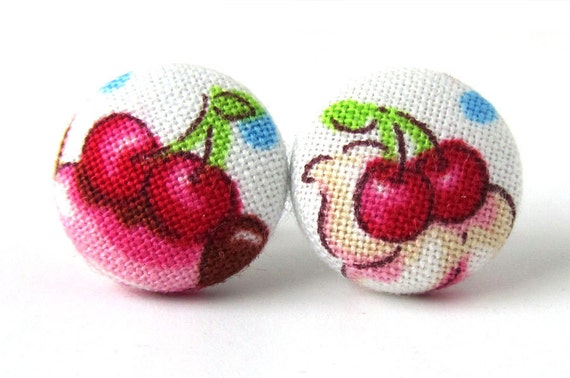 Cherry button earrings studs spring kawaii cute von KooKooCraft