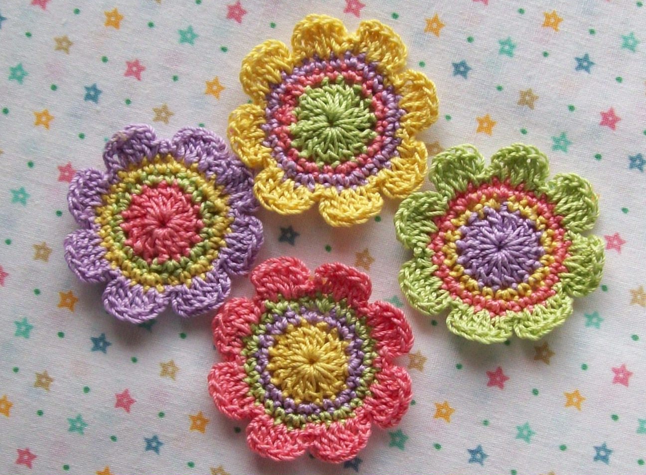 Crocheted Flower Links - InReach - Business class colocation and
